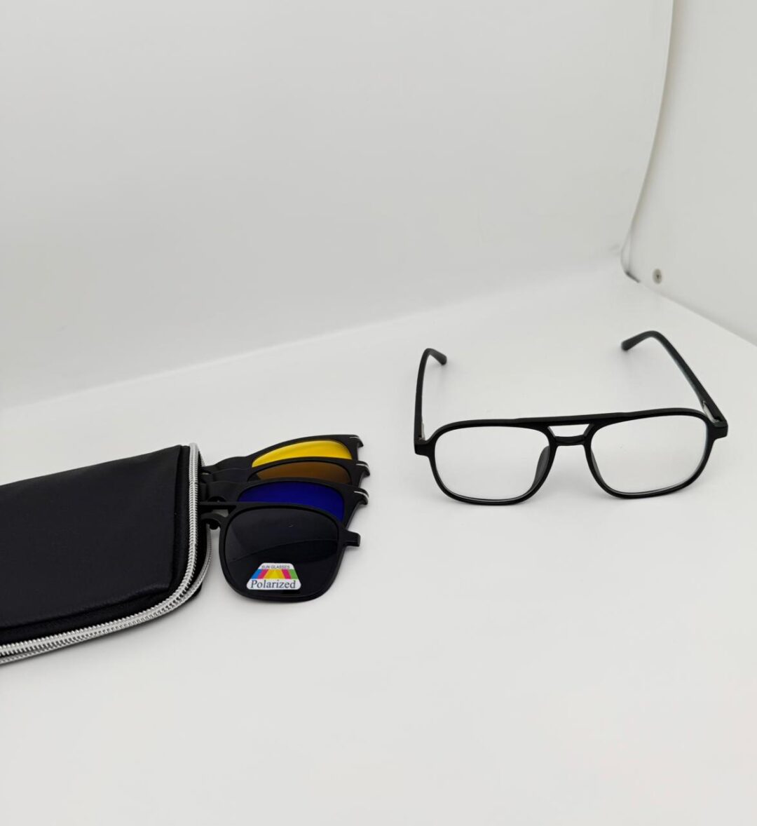 VERTICAL SOBREPUESTO 4 LENTES