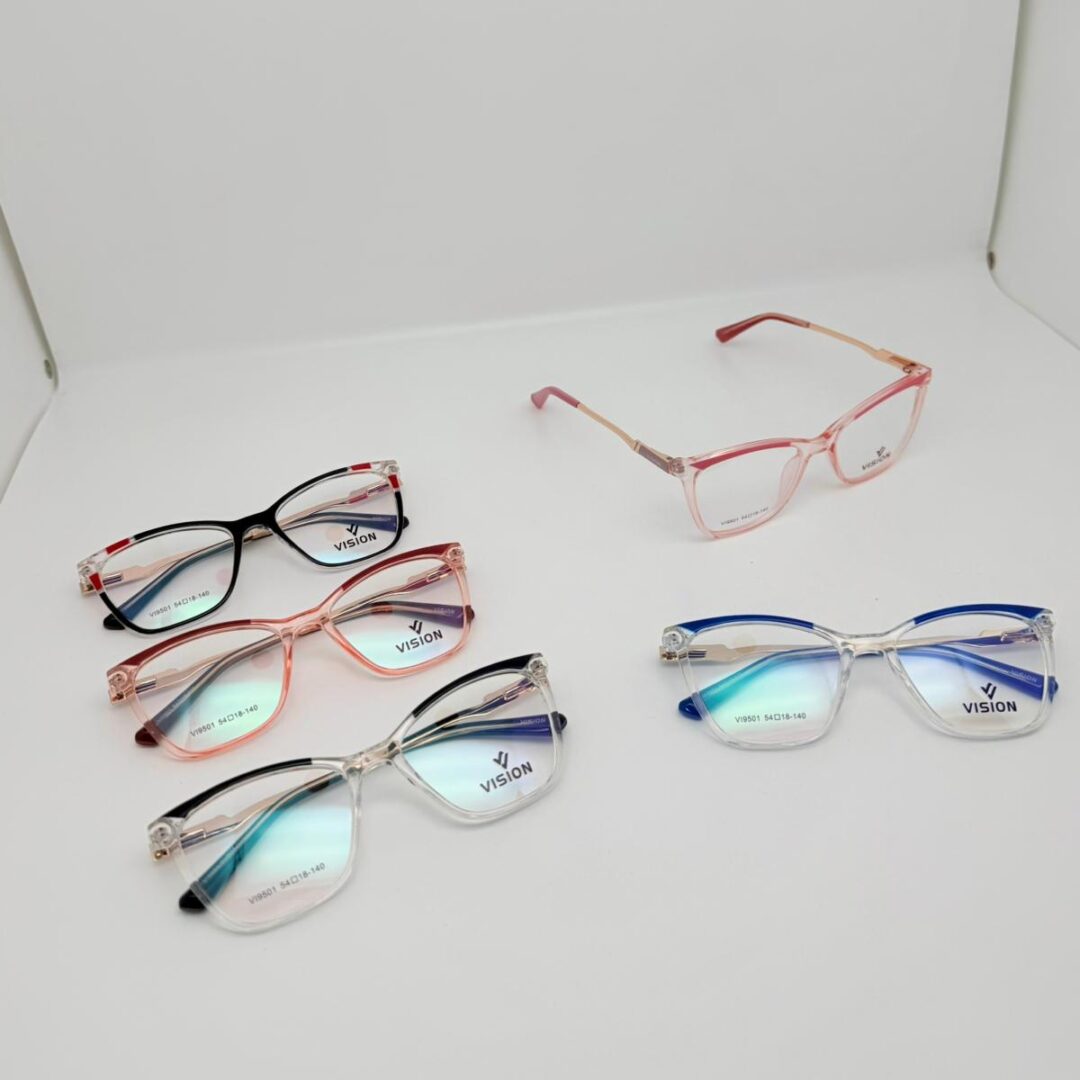 VISION TR90